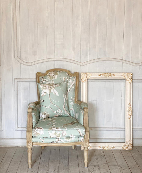 Louis XVI square back bergère