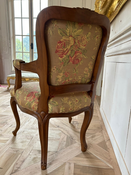 Chair iconised by Louis XV