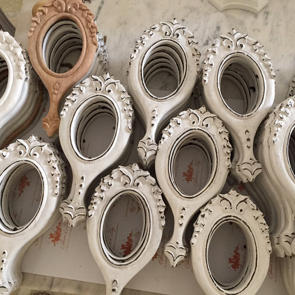 Frames inspired by fables