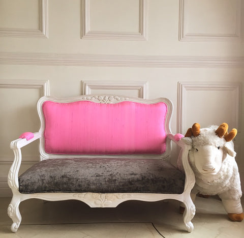 Classic Louis XV sofa for your absolute heart
