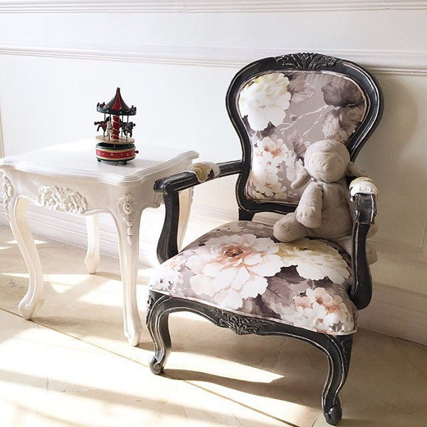 Classic Louis XV petit armchair for children