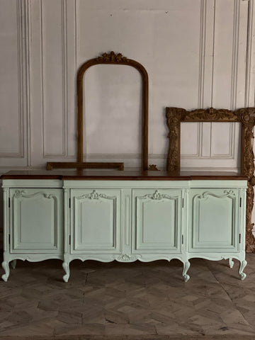 Credenza of Louis XV style with rococo motifs