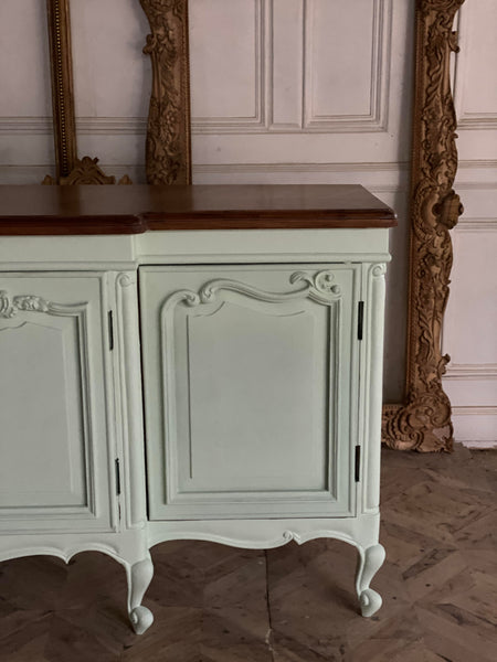 Credenza of Louis XV style with rococo motifs